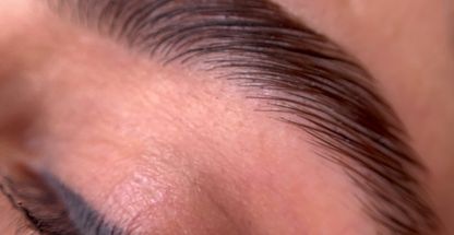 اکستنشن مژه و لیفت و لمینت آنا