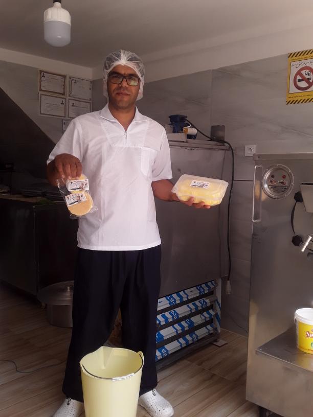 کارگاه تولید وفروش بستنی آراد