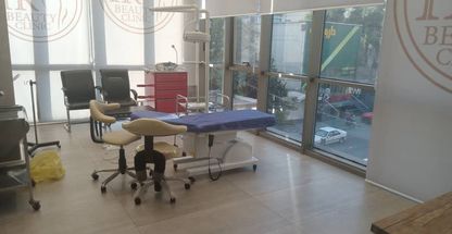 کلینیک زیبایی و پوست مو (شعبه ولنجک)