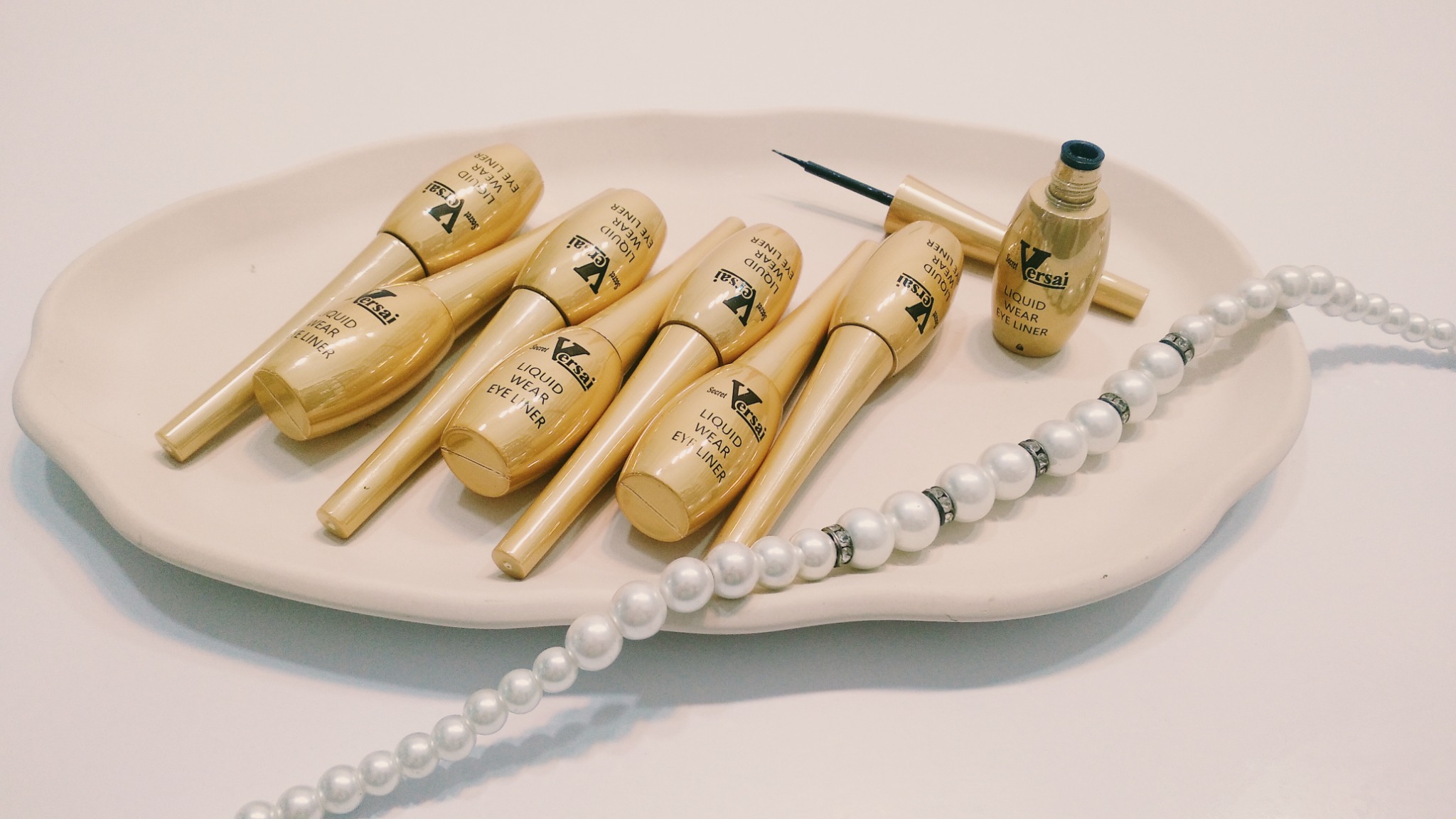 لوازم آرایشی سرخابی