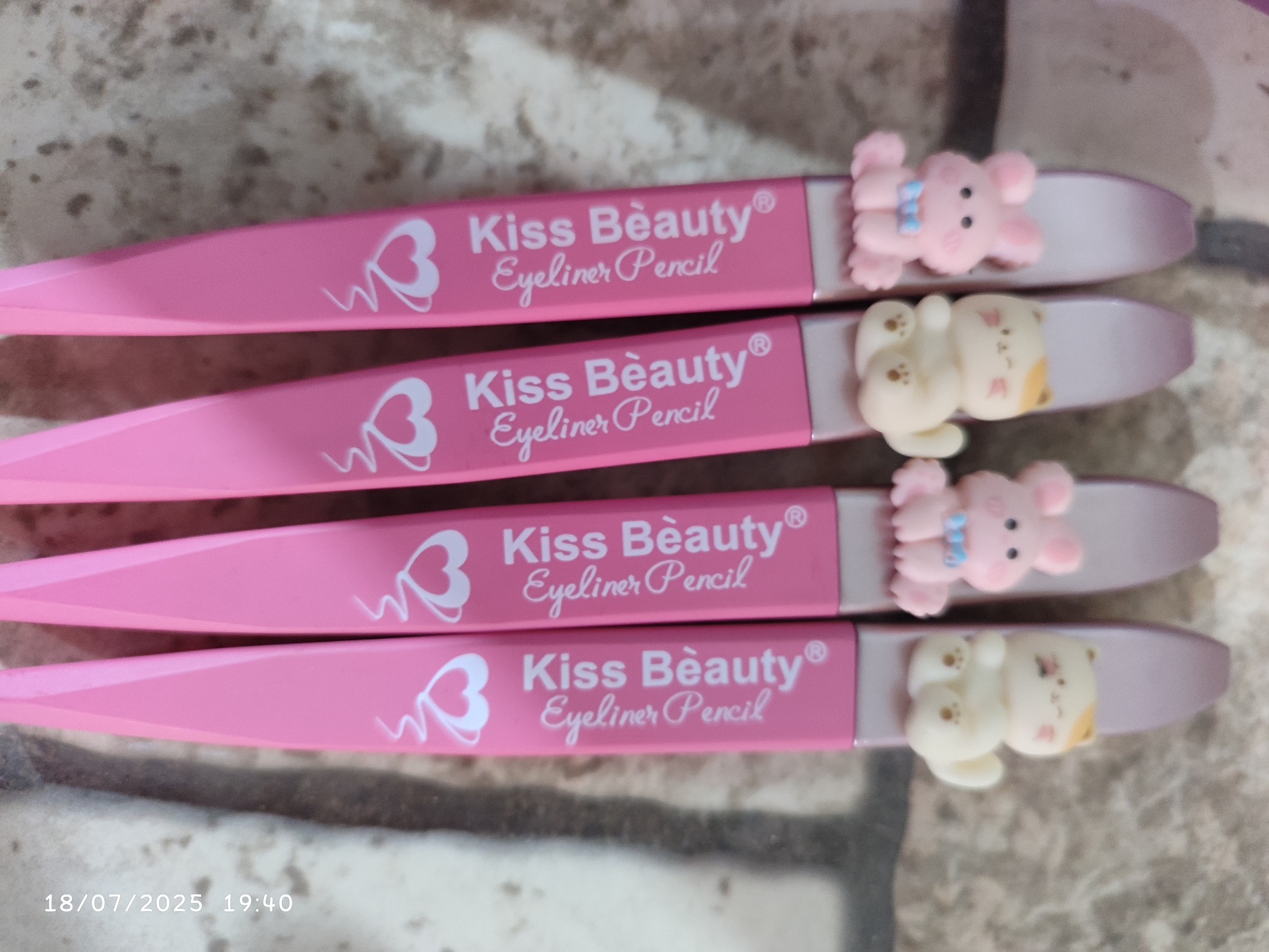 لوازم آرایشی .شال و روسری