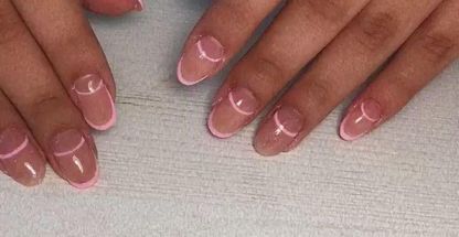 کاشت ناخن(مژگان)در سالن اسدی