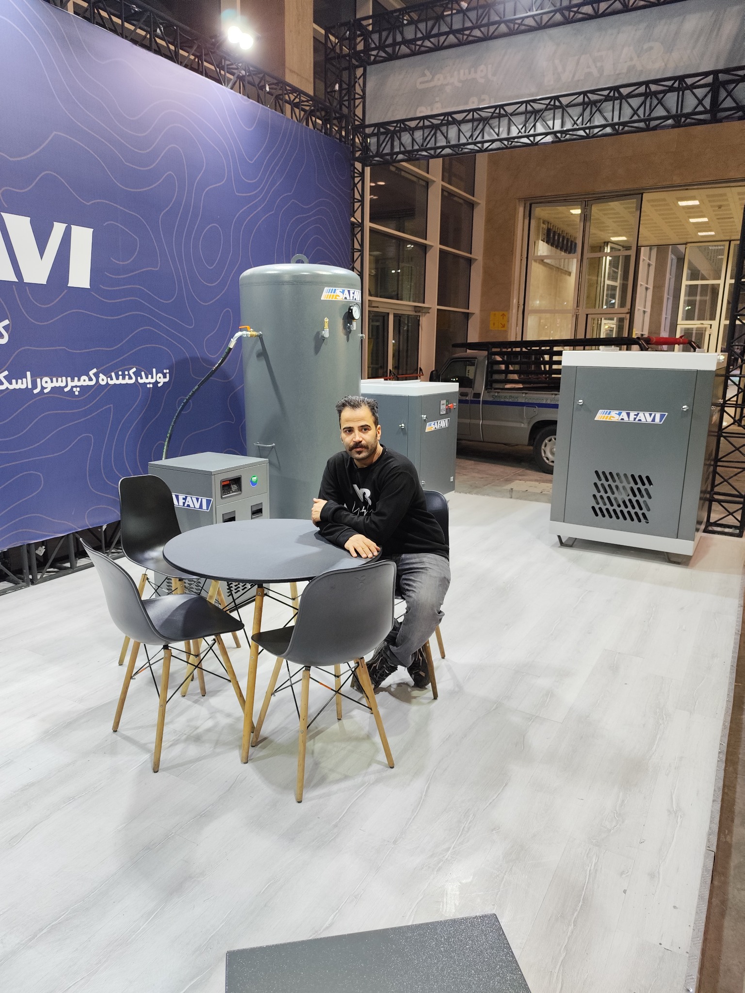 فروش انواع کمپرسورهای اسکرو وپیستونی