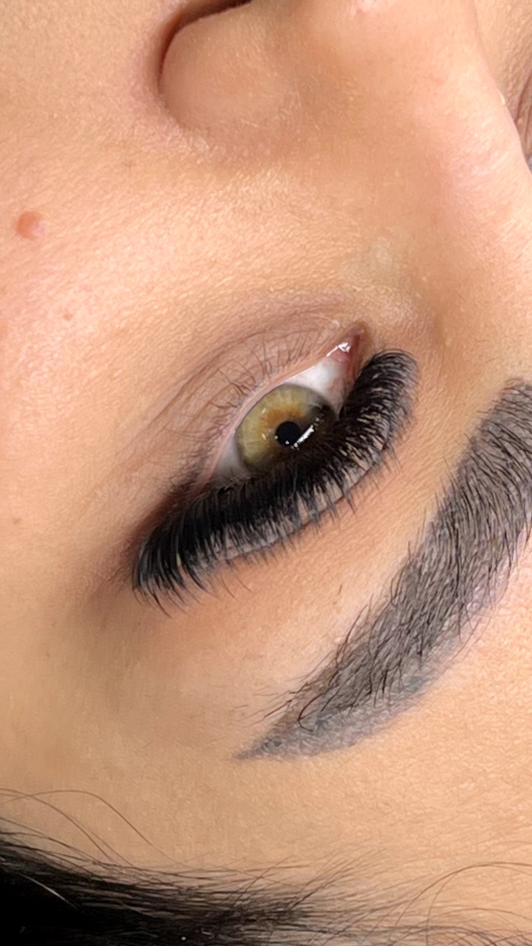 زهرا جدایی مژه کار قم قم (نیاز به هماهنگی) 09195001103 zahra_jaddaei_shelash@