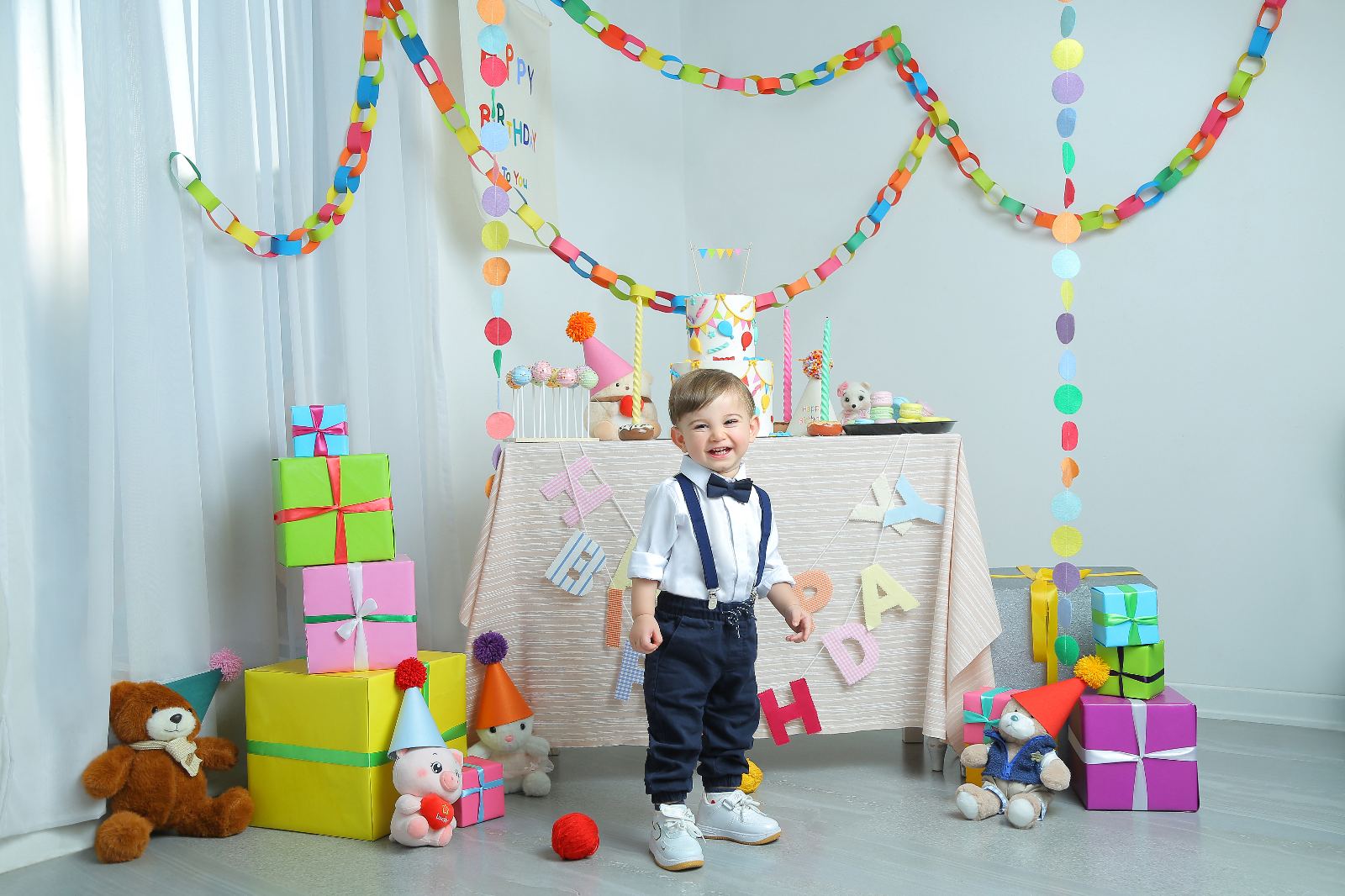 آتلیه عکاسی نادری