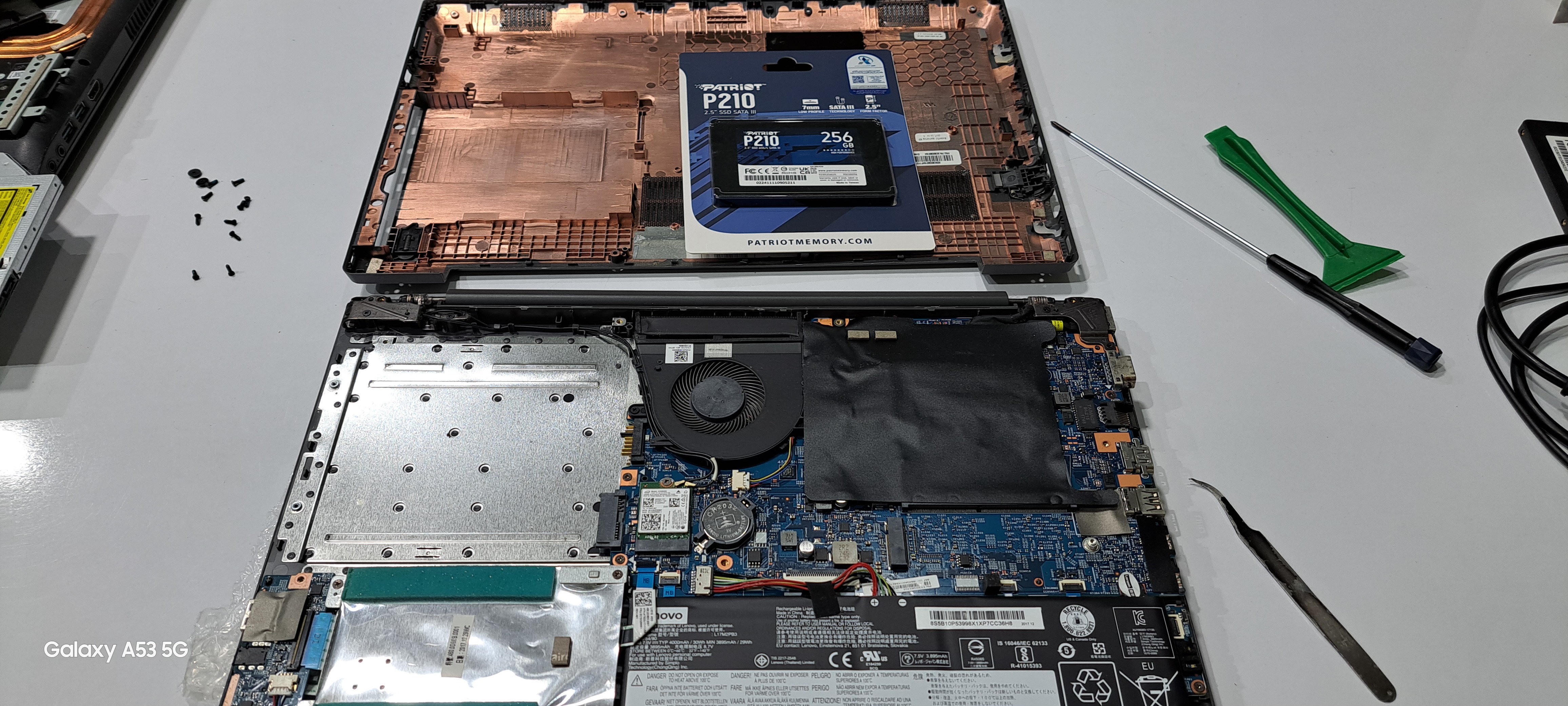 فروش و تعمیرات لپ‌تاپ و کامپیوتر اطمینان