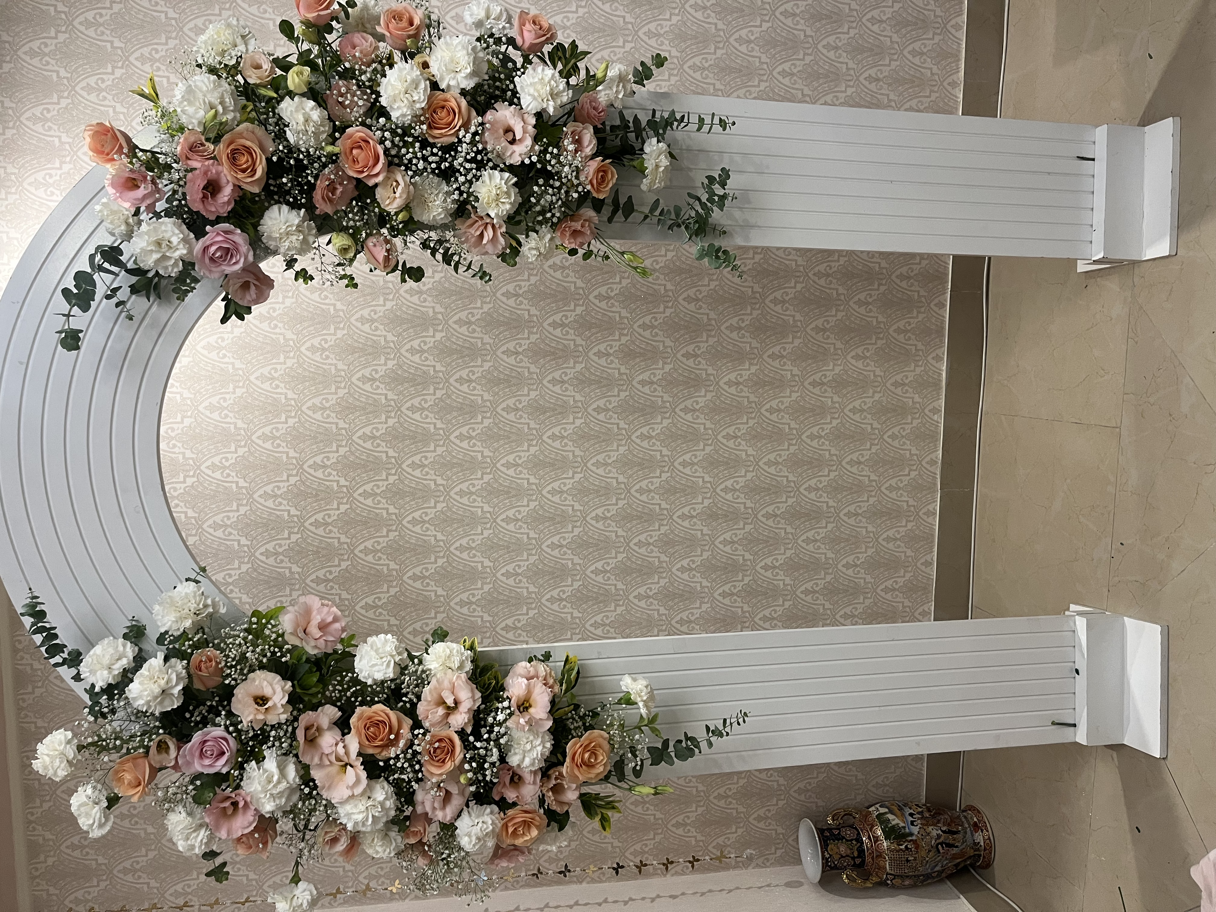 گل آرایی تشریفات ریاح