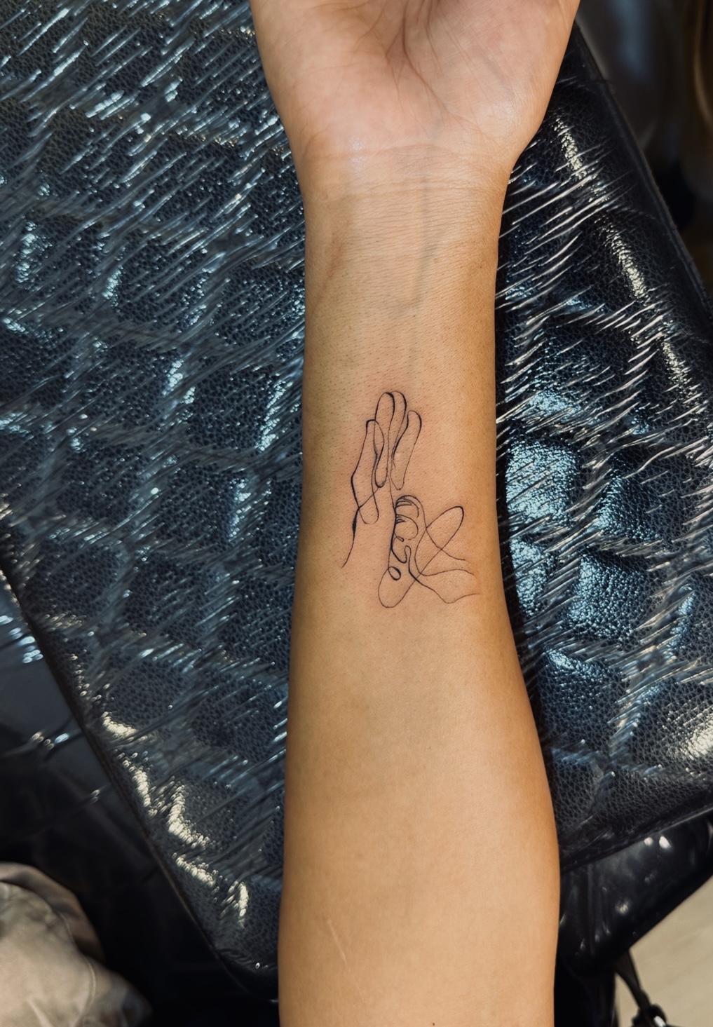 خدمات تخصصی تتو بدن آمستریس