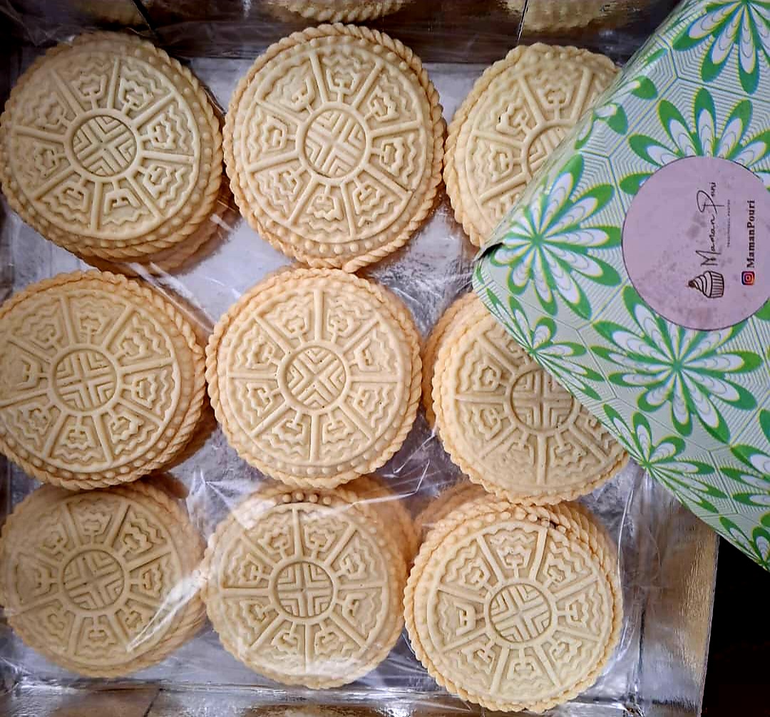 شیرینی سنتی مامان پوری کرمان