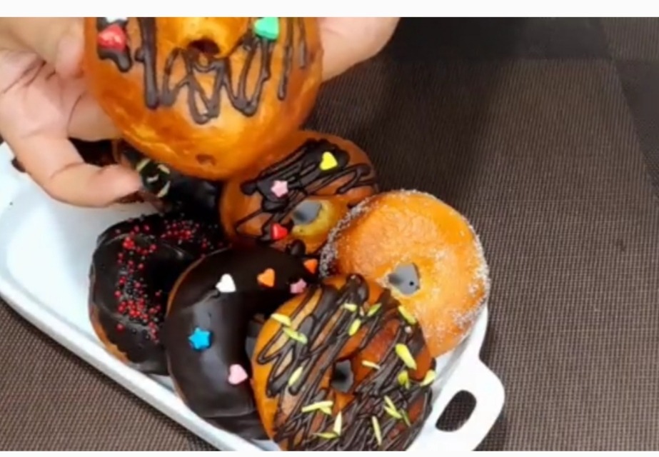 کیک و شیرینی خانگی عبداللهی