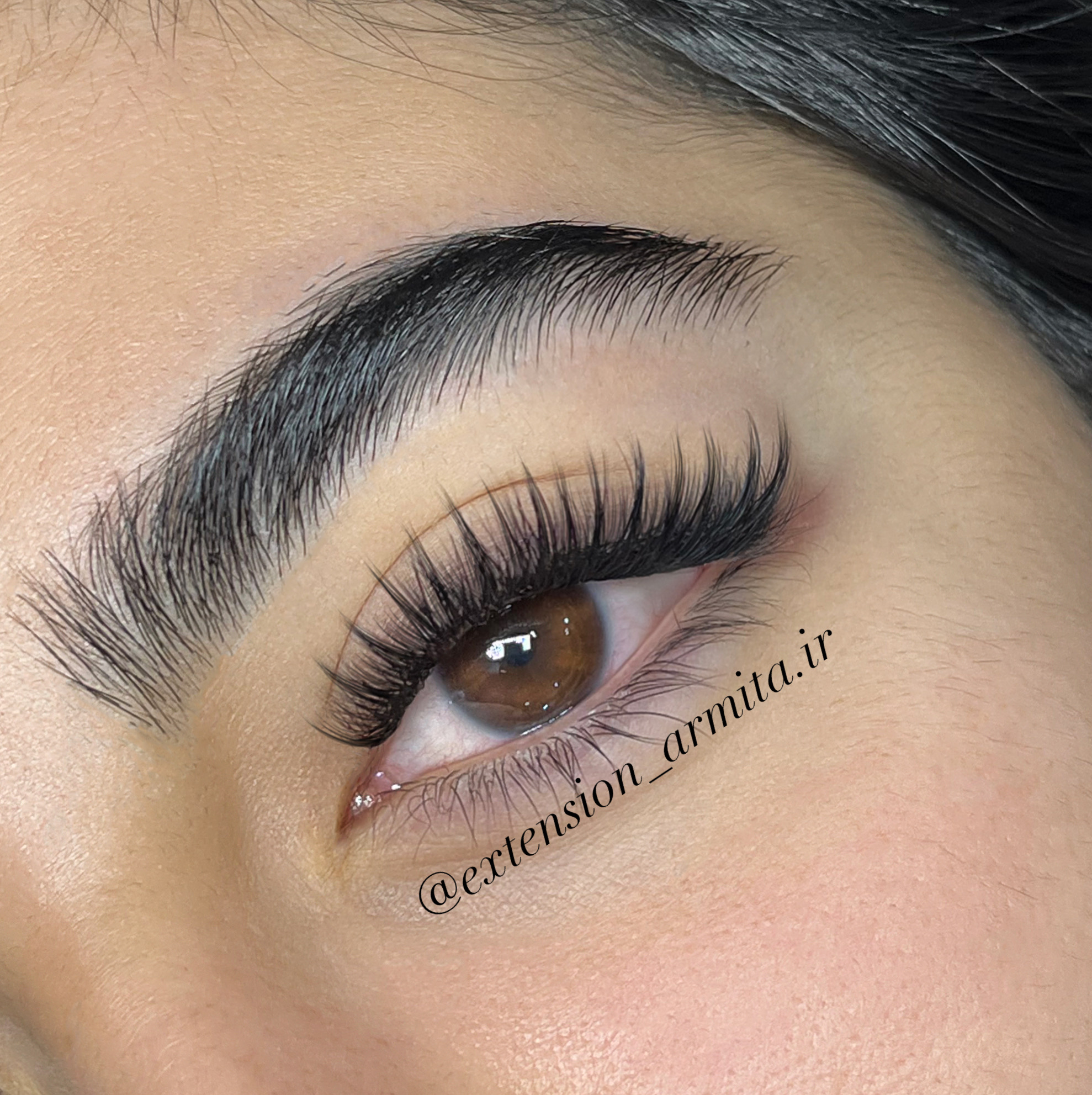 خدمات تخصصی اکستنشن مژه آرمیتا شفیع پور
