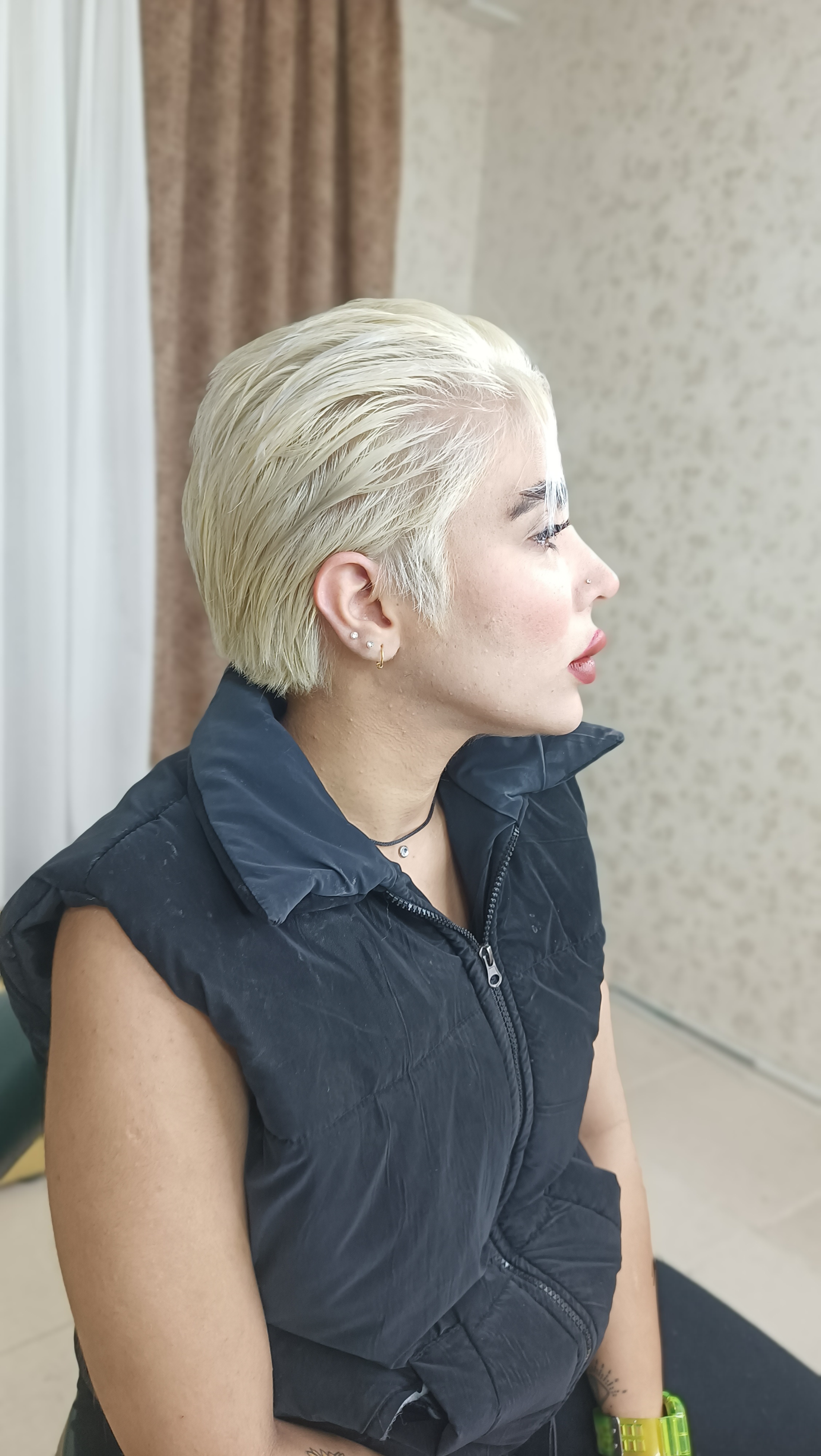 سالن زیبایی شینا