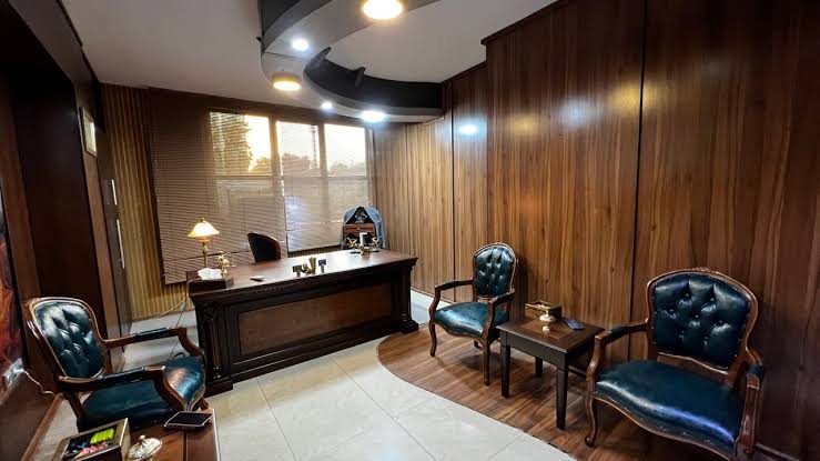 وکیل دادگستری