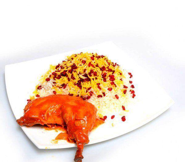 تهیه غذای طاها