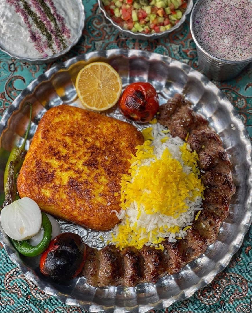 چلوکبابی ضیافت