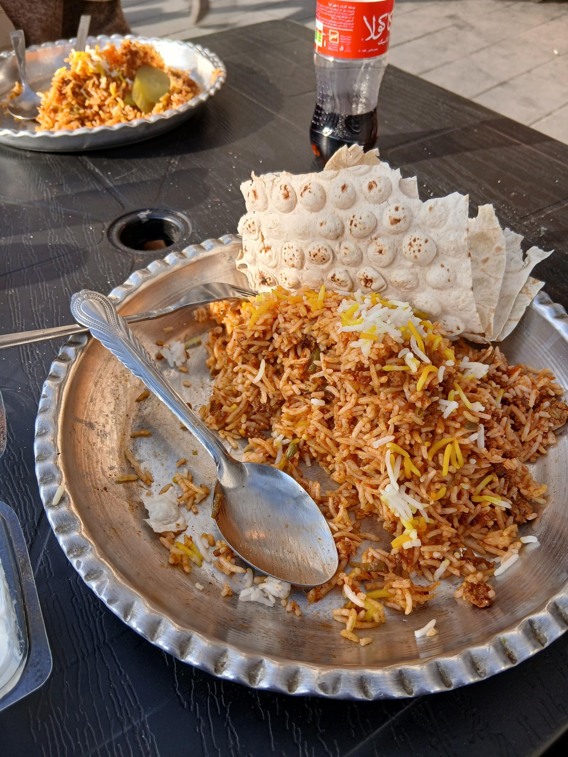 مهدی کبابی بازار