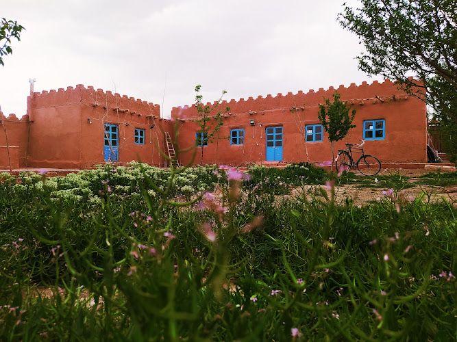 اقامتگاه بومگردی کوروش