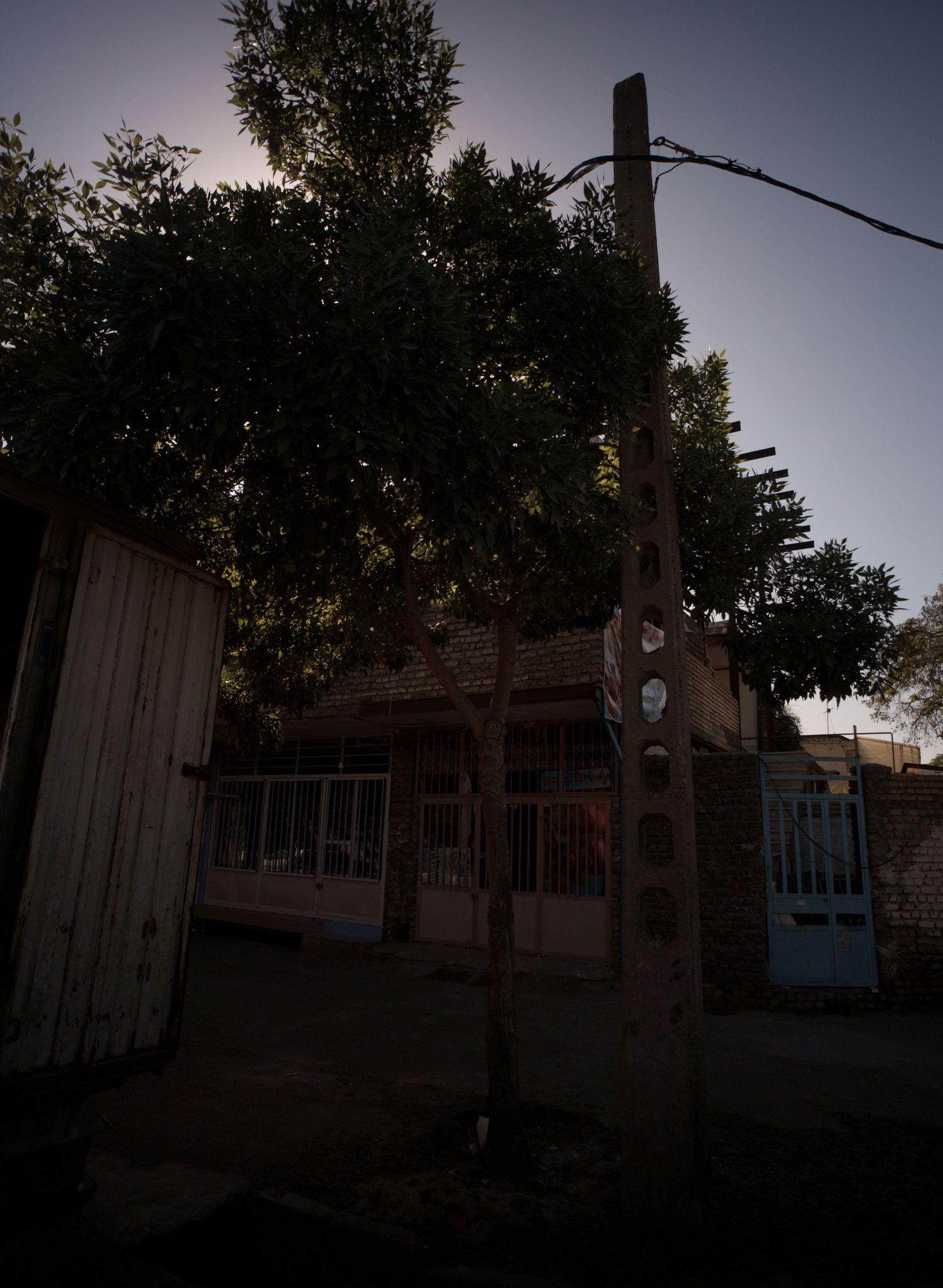 اغذیه فروشی سمبوسه و فلافل آبادان عمو علی