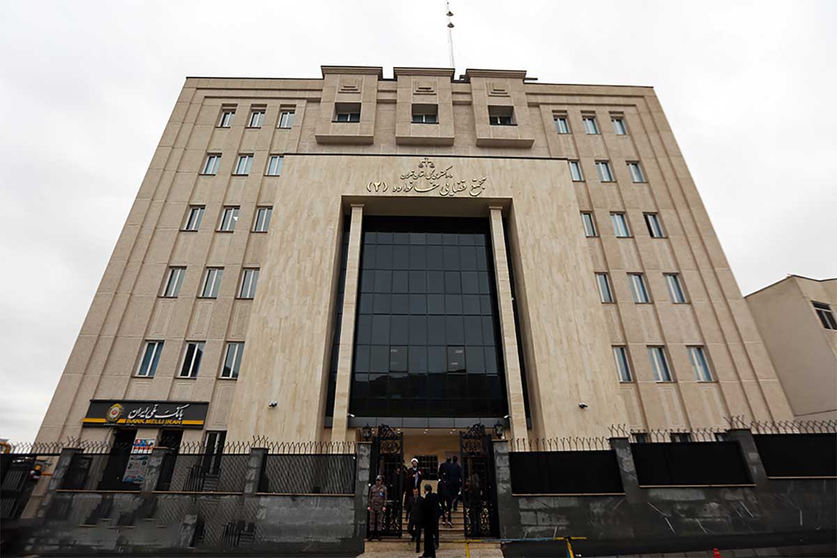 وکیل پایه یک دادگستری هانیه جهانگیری