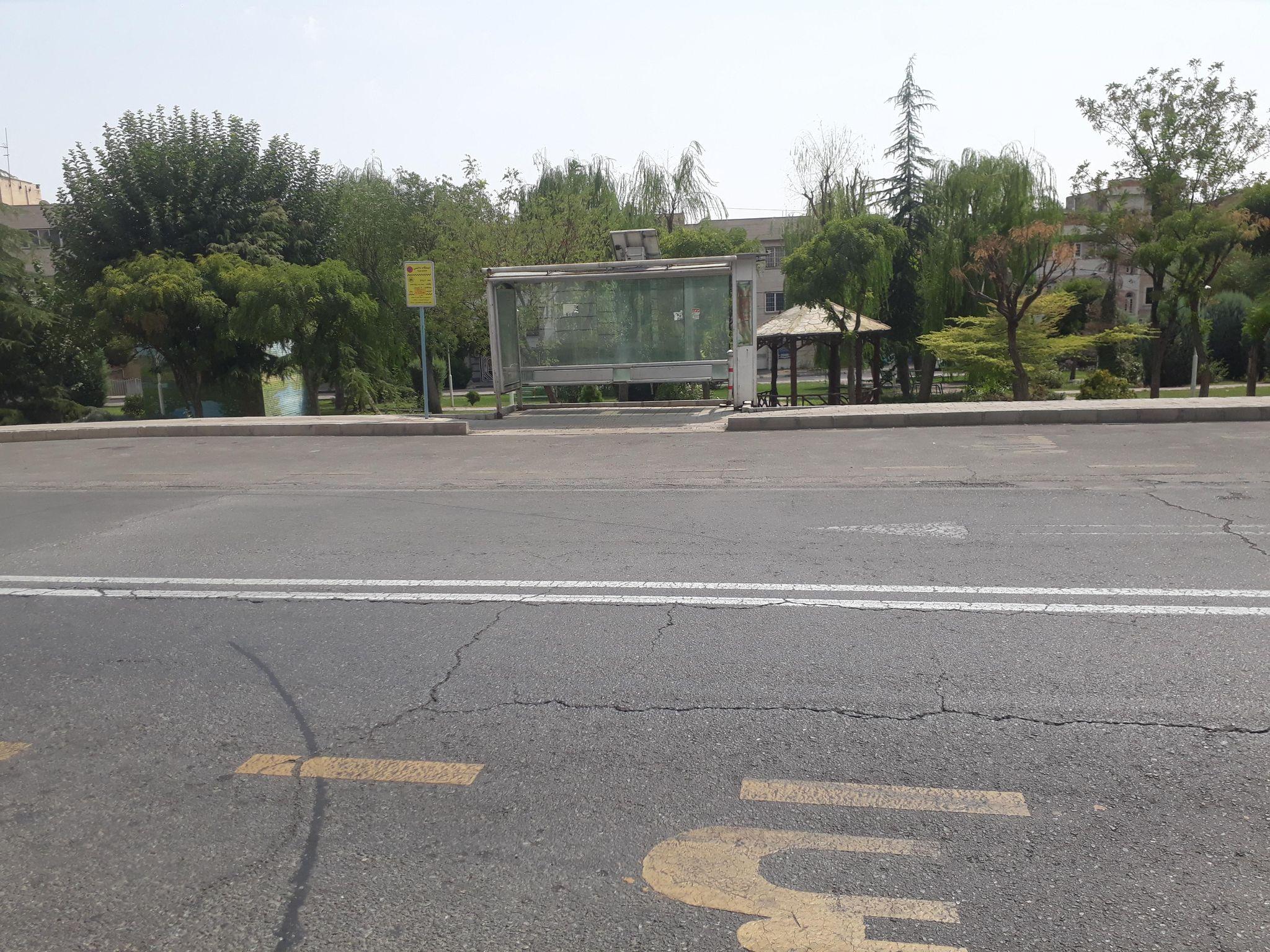 ایستگاه اتوبوس شانزده متری گلستان