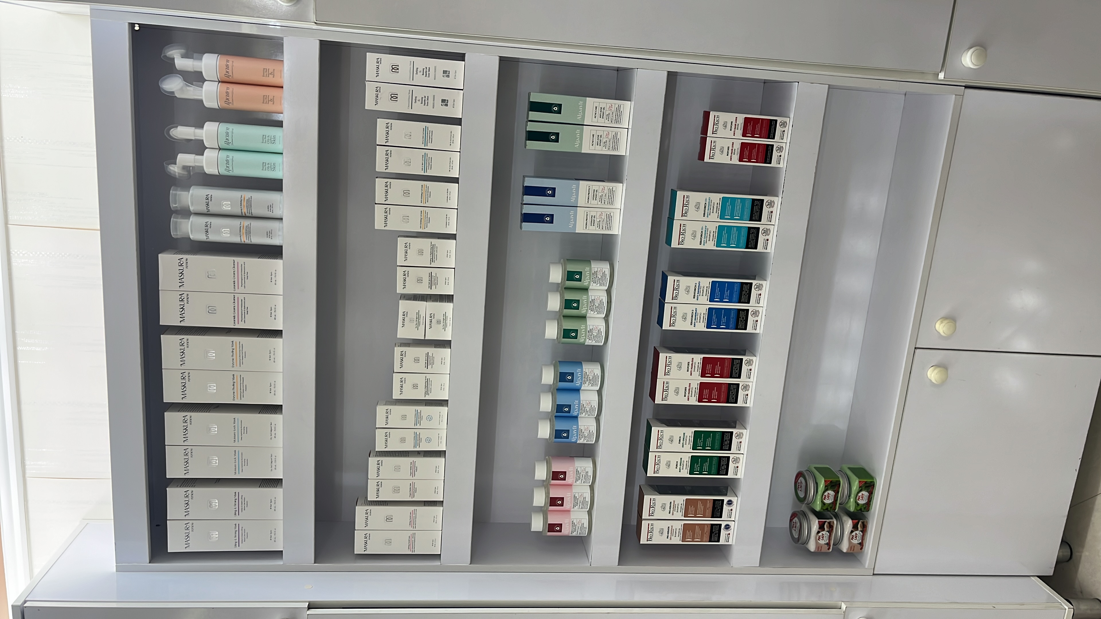 سالن مردانه مینیاتور