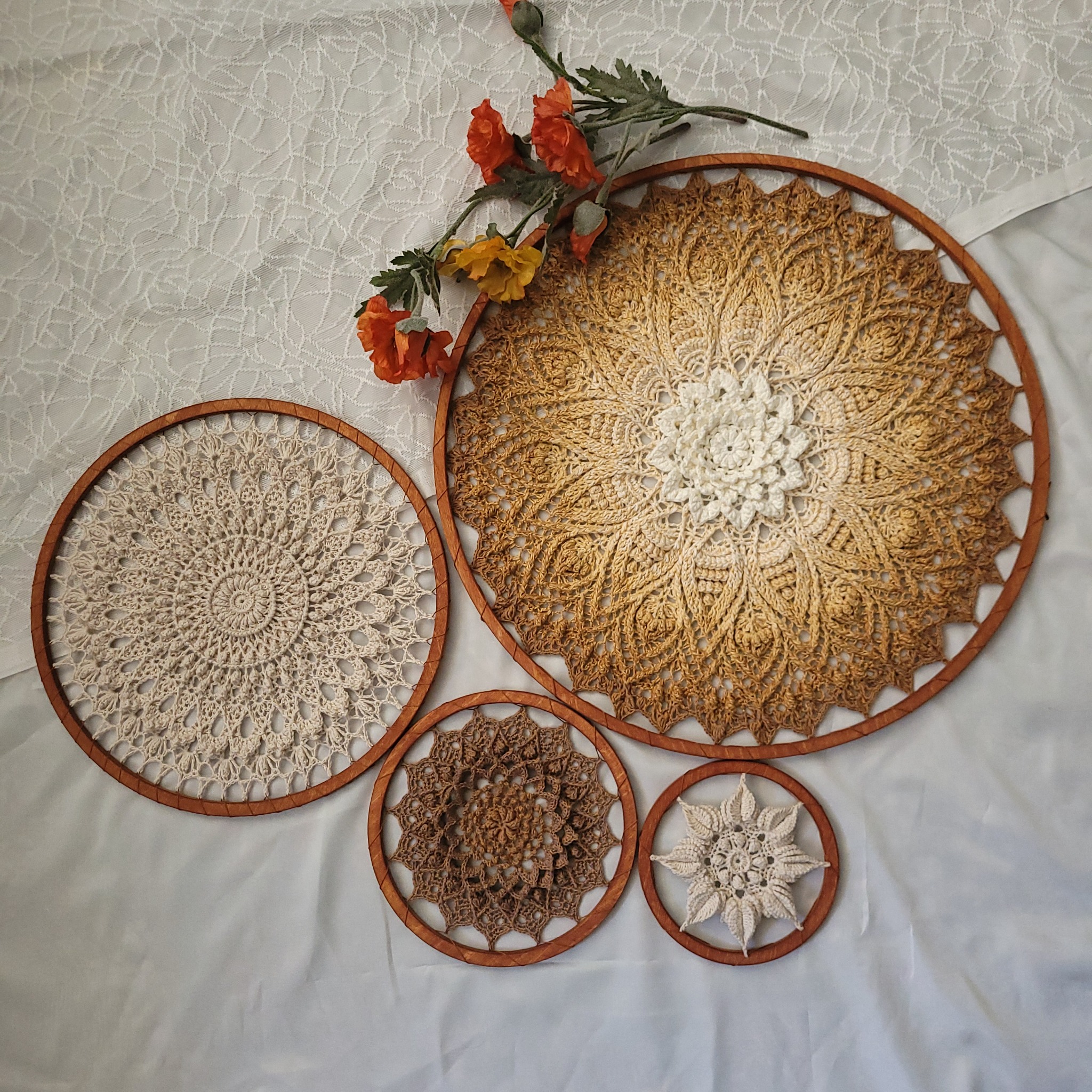 محصولات دستبافت مدرن آزی بافت