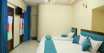 اقامتگاه سنتی پنج دری شیراز