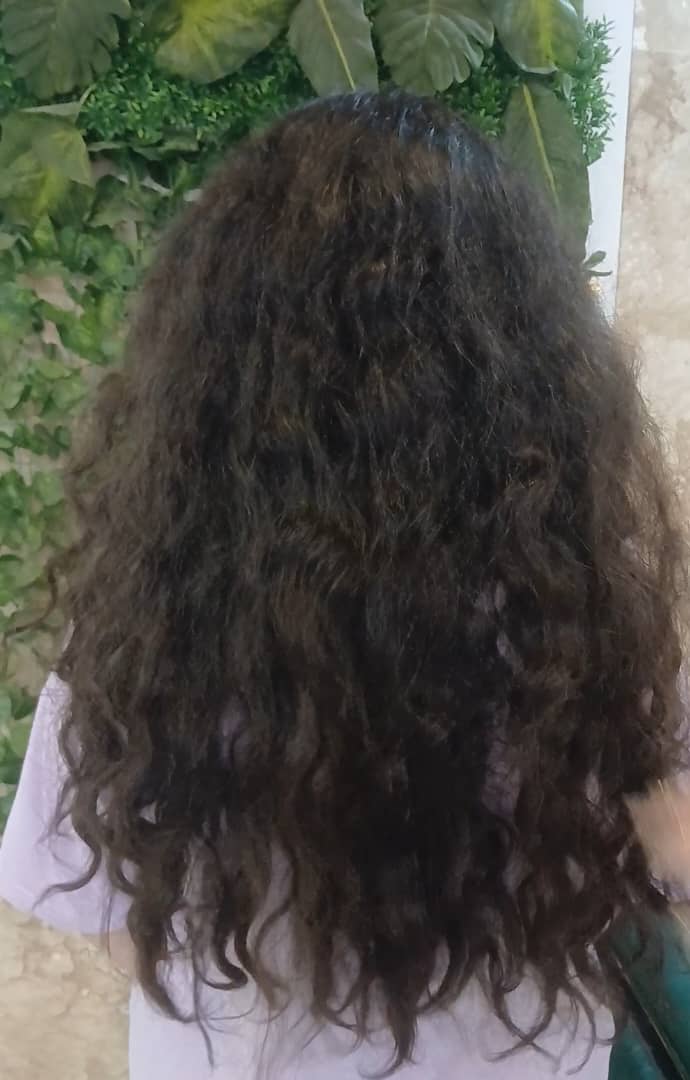 سالن تخصصی کراتینه مو و احیا آزیتو