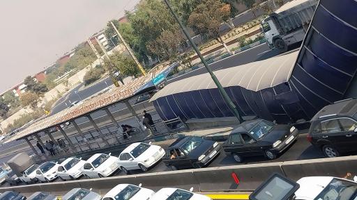 ایستگاه اتوبوس شهید محلاتی