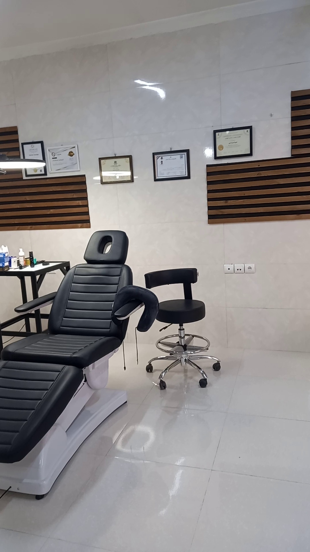 مرکز تخصصی میکرو اسکالپ