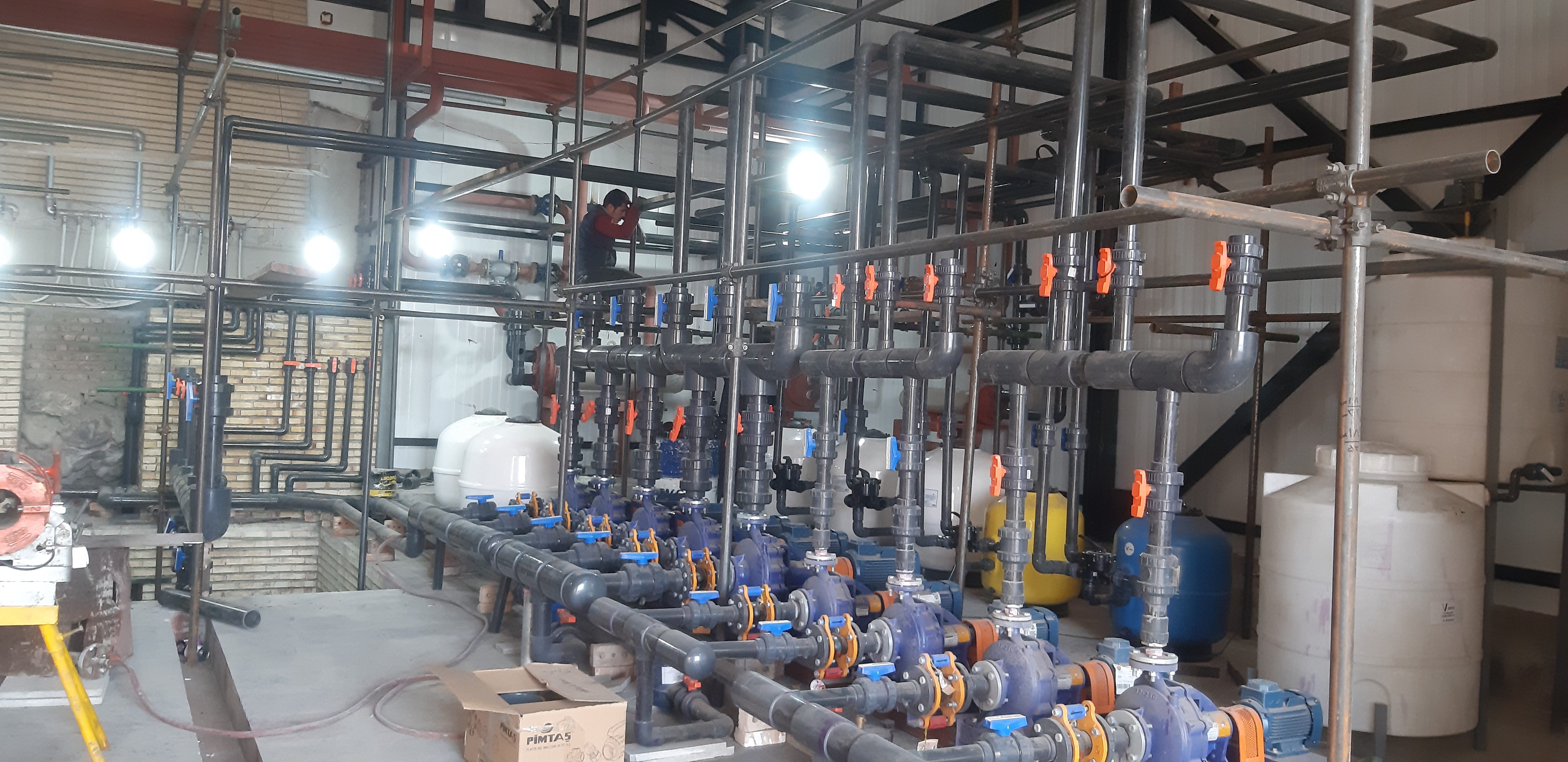 تاسیسات شکورنژاد