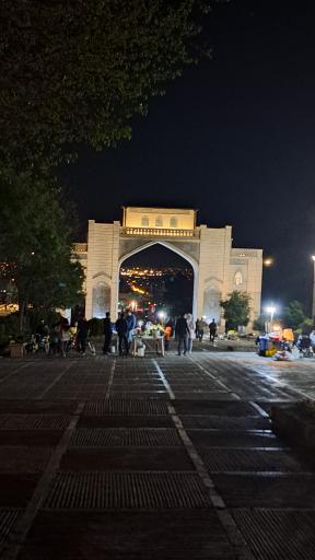 دروازه قرآن (شب گردی)
