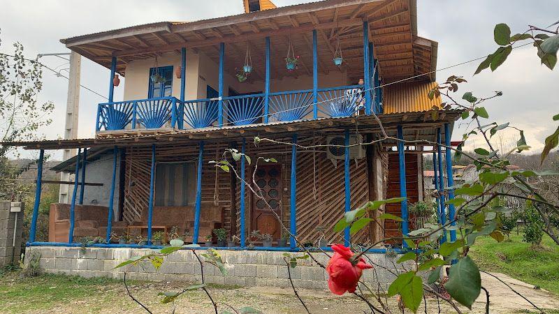 خونه خورشید اقامتگاه بومگردی