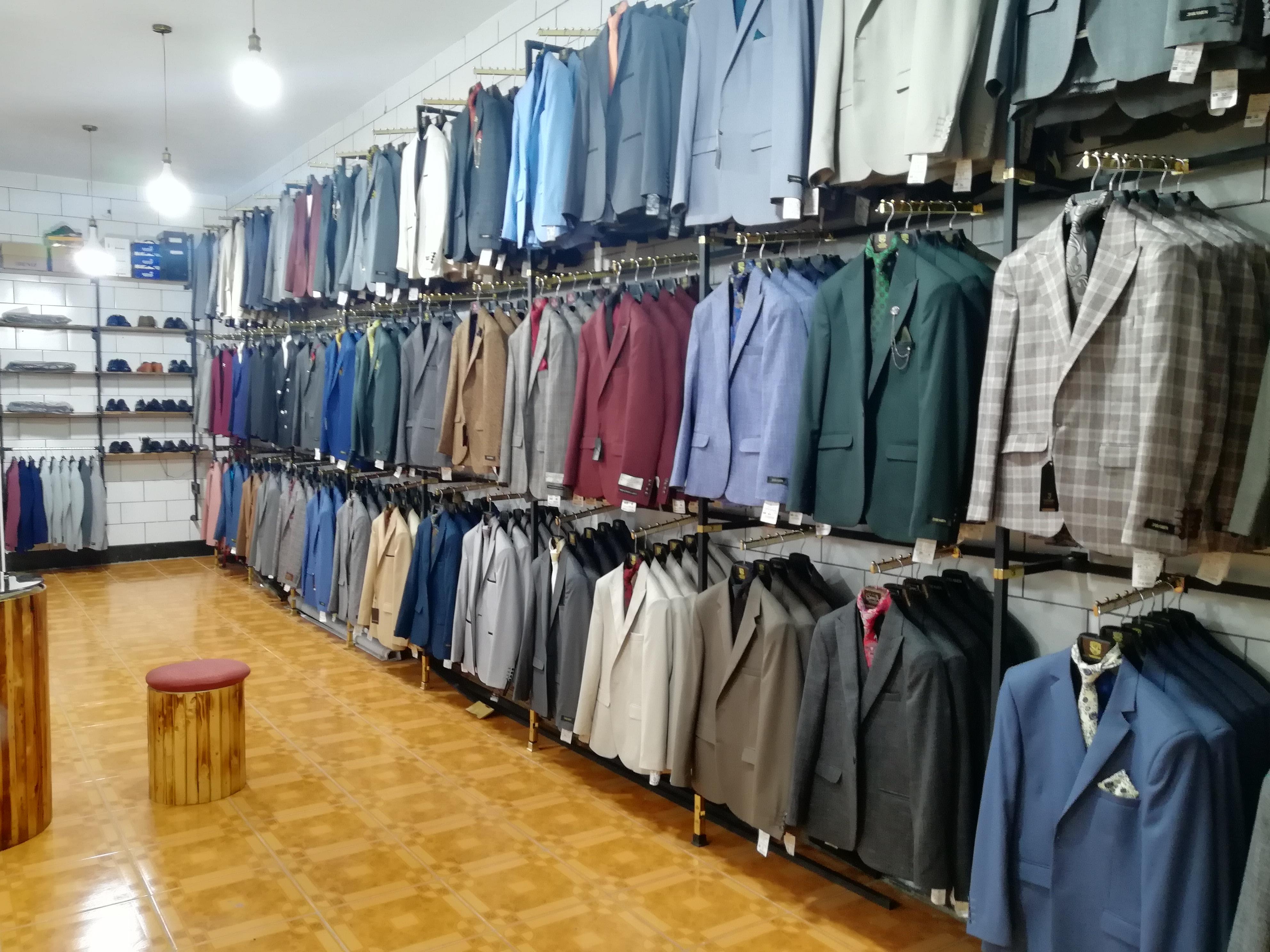 کت و شلواری ای تک