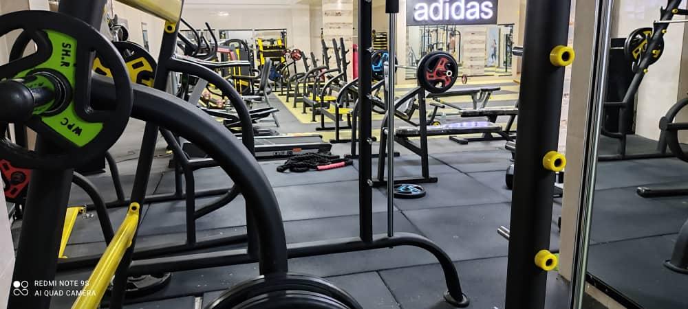 باشگاه بدنسازی فیزیک پرند