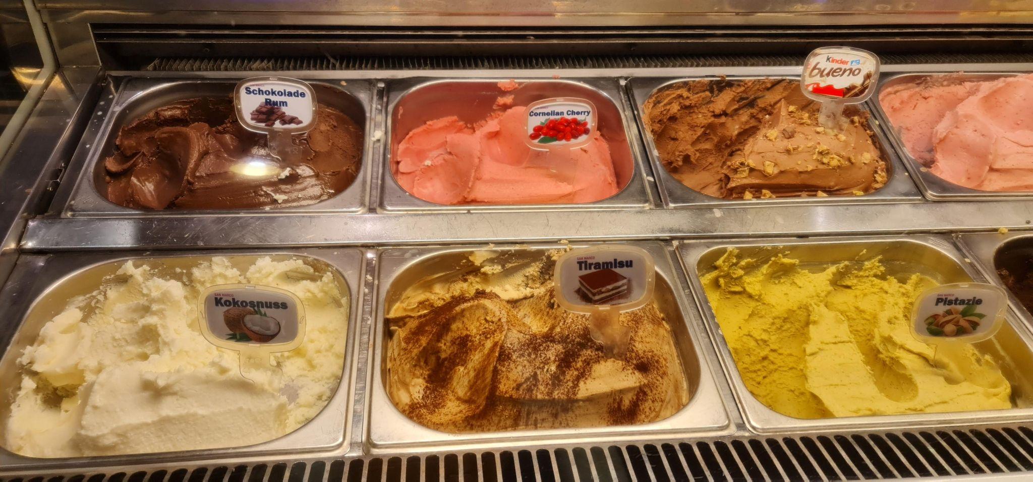 بستنی سان مار کو