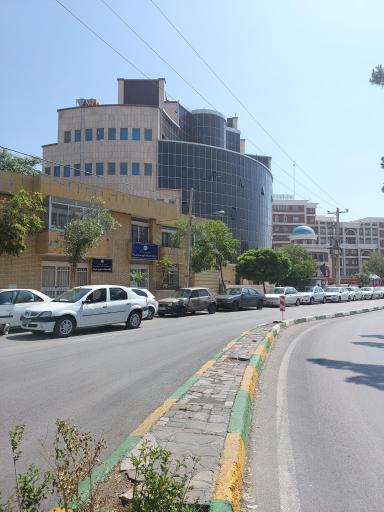 کلینیک های تخصصی و فوق تخصصی شهید هاشمی نژاد