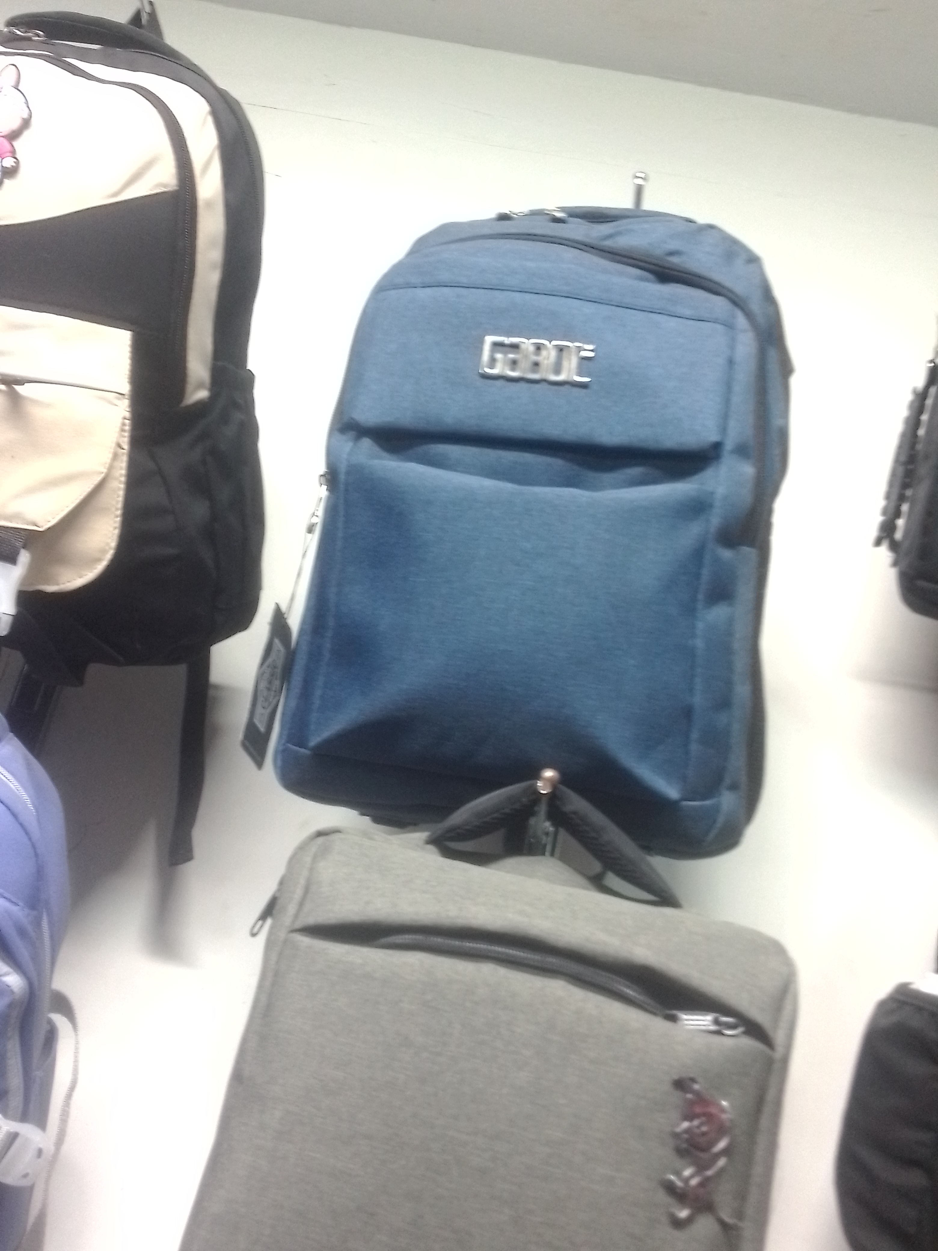 کیف ورزشی مقدم