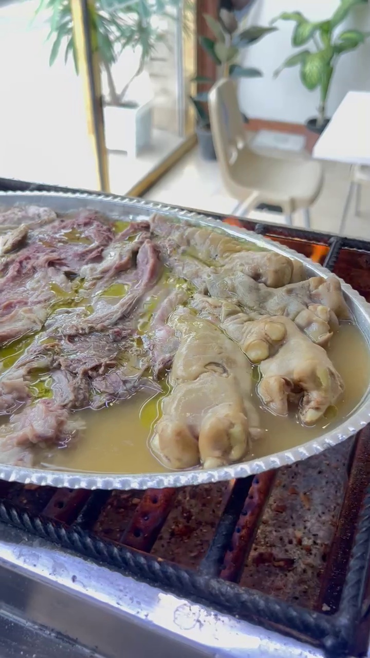 طباخی درباری متلقو