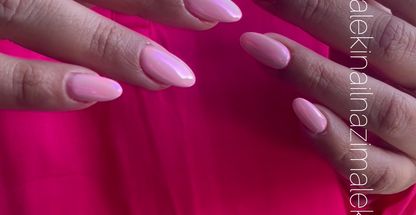 آموزش کاشت و خدمات ناخن نازنین ملکی