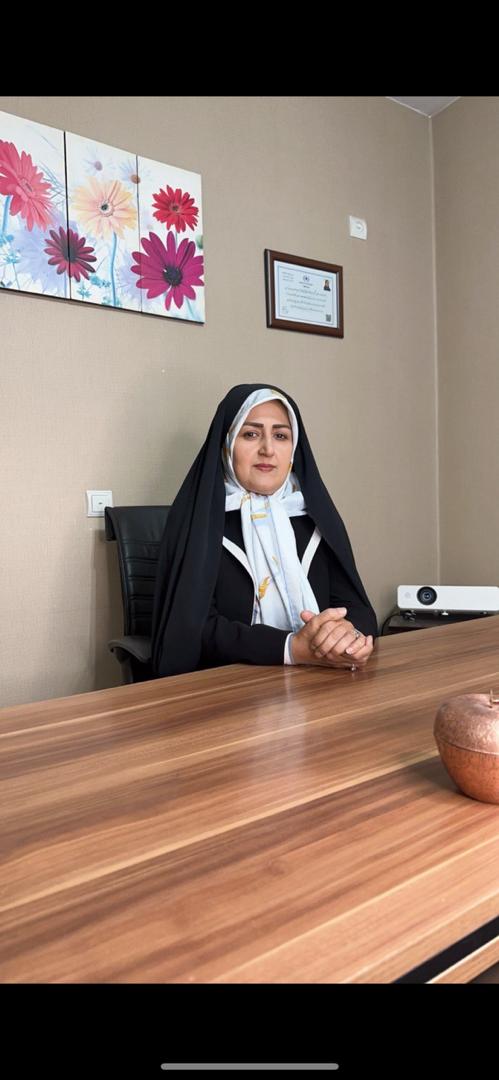 روانشناس بالینی عفت محمودی