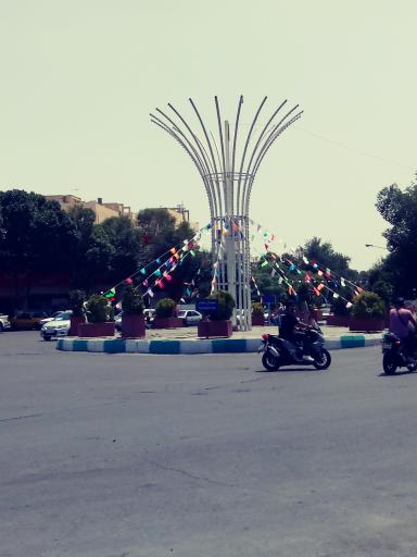 میدان قیام   سامانه۲ تندرو به آرادی