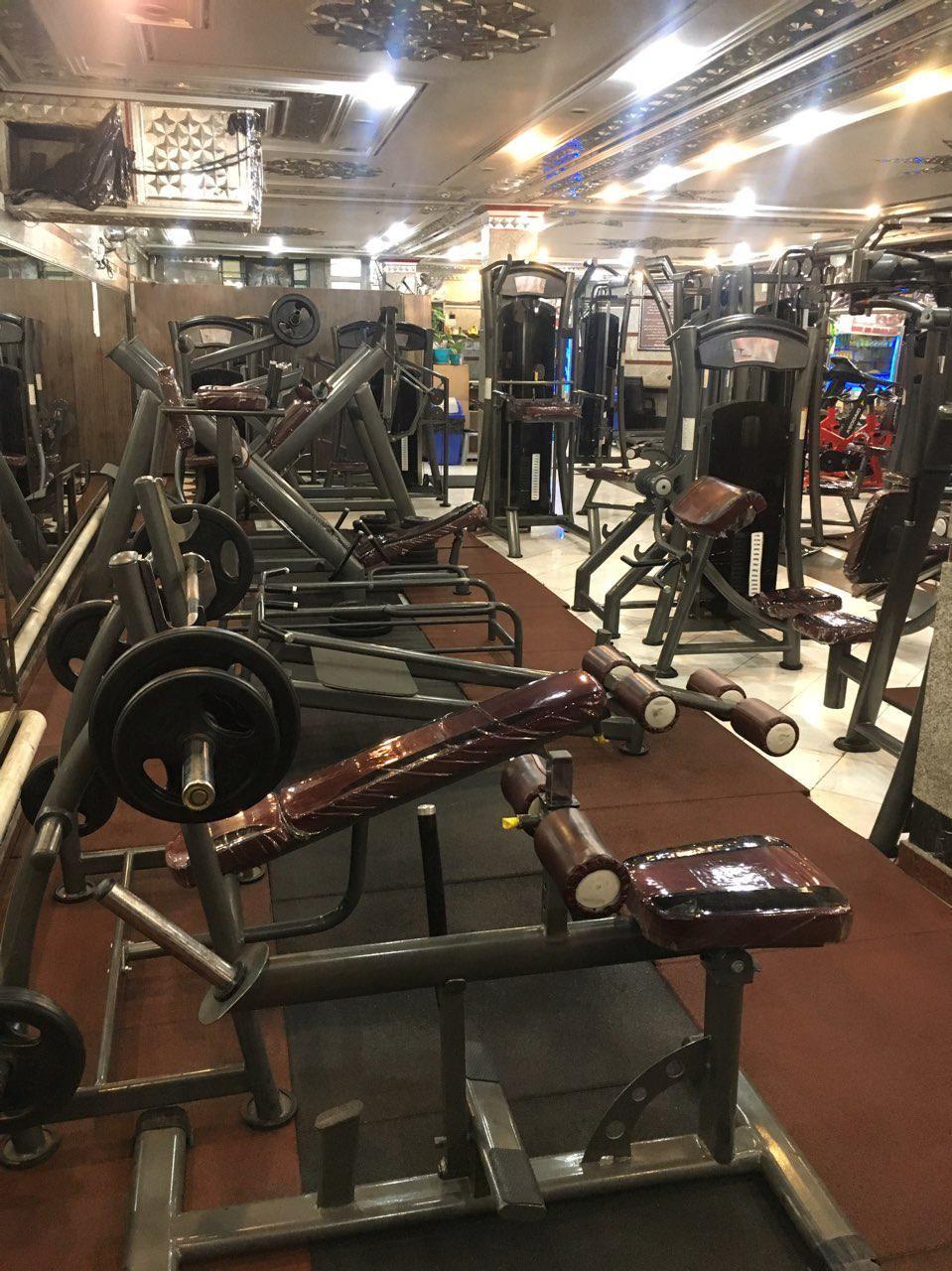 باشگاه بدنسازی پارسیان نور