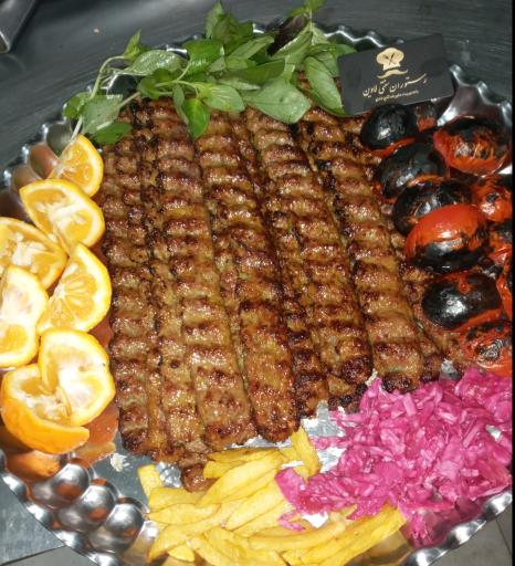 رستوران سنتی لاوین