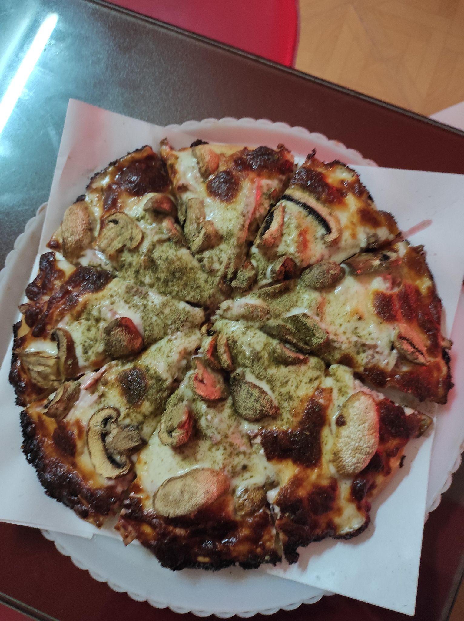 پیتزا میلان