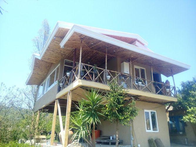 ویلای سنتی گل شمعدانی