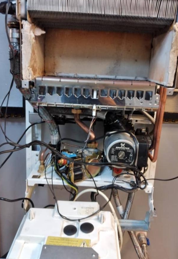 نصاب پکیج و آبگرمکن محسن یعقوب پور نیه