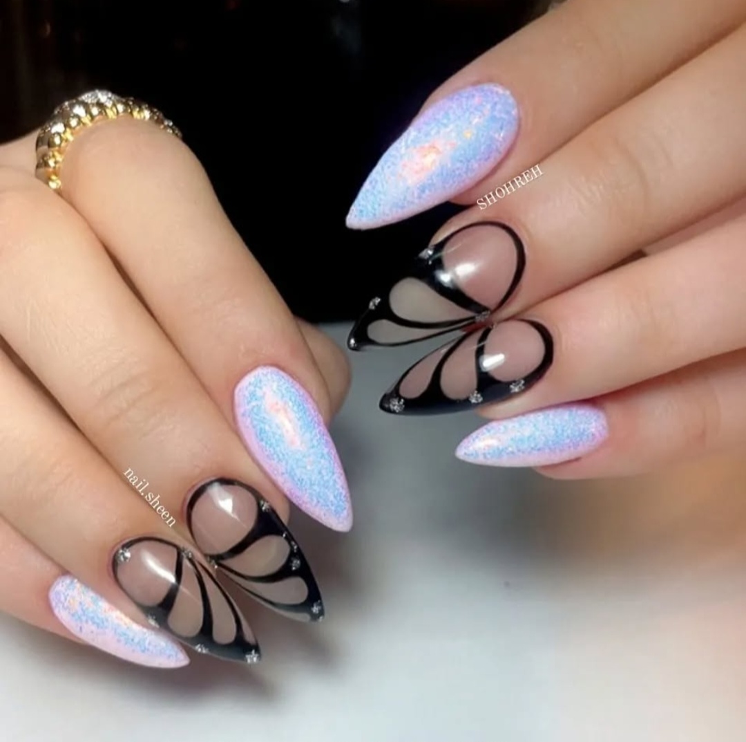 خدمات تخصصی ناخن شین