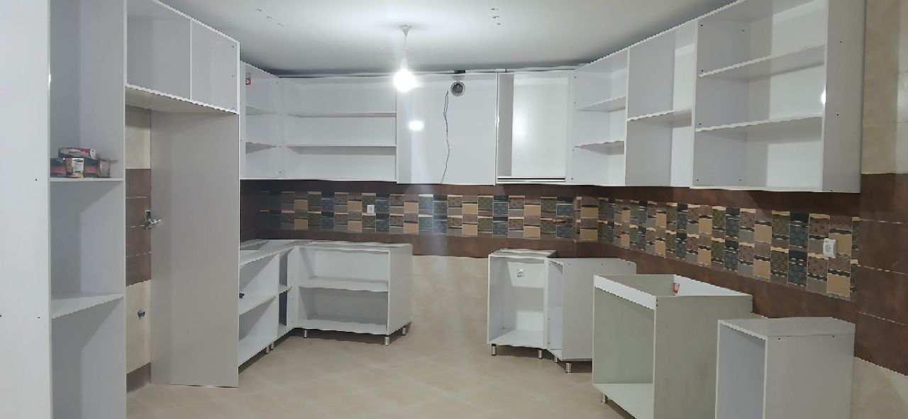 ساخت کمد کابینت  ودرب سی ان سی صداقت