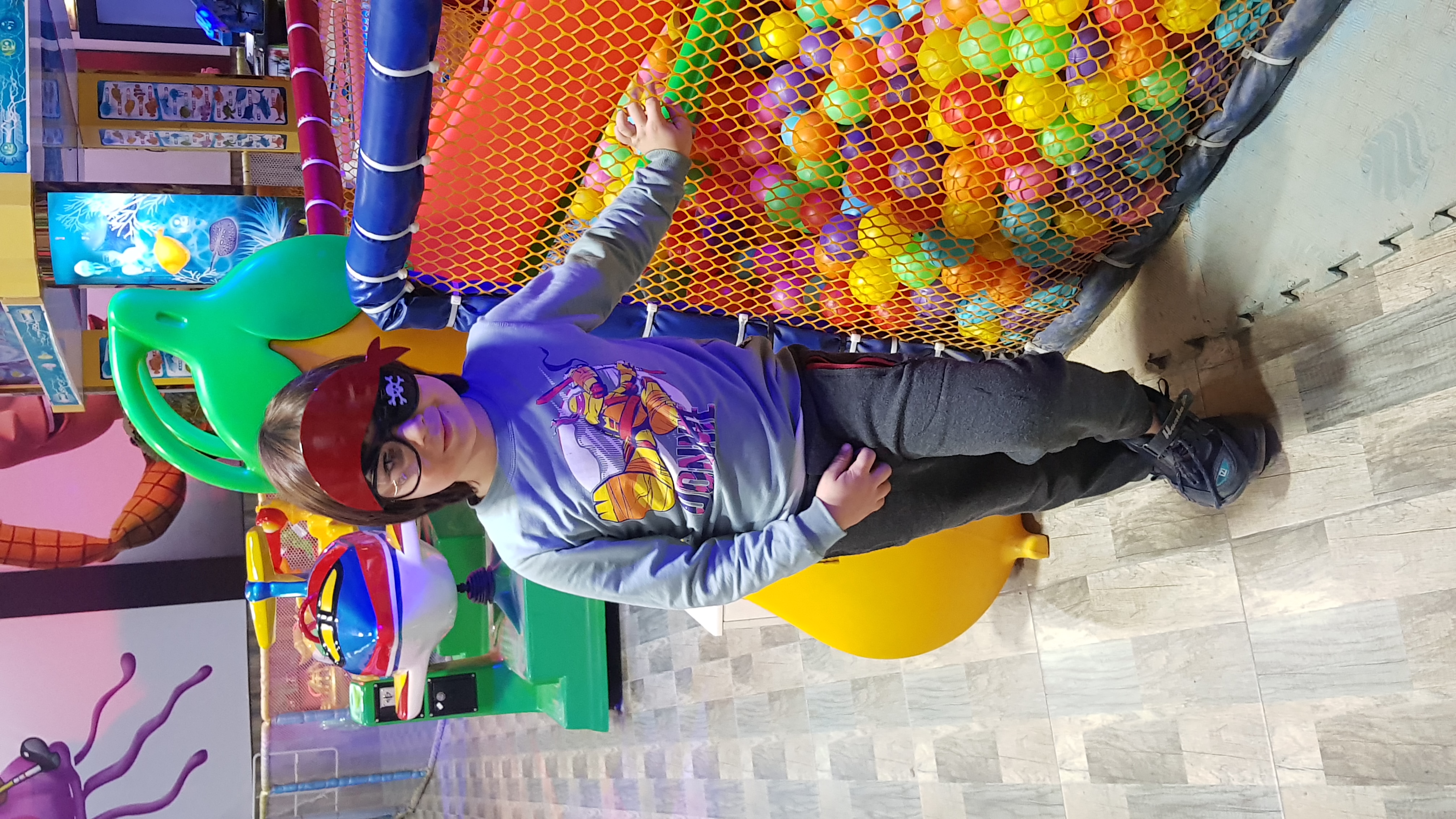 سرزمین شادی